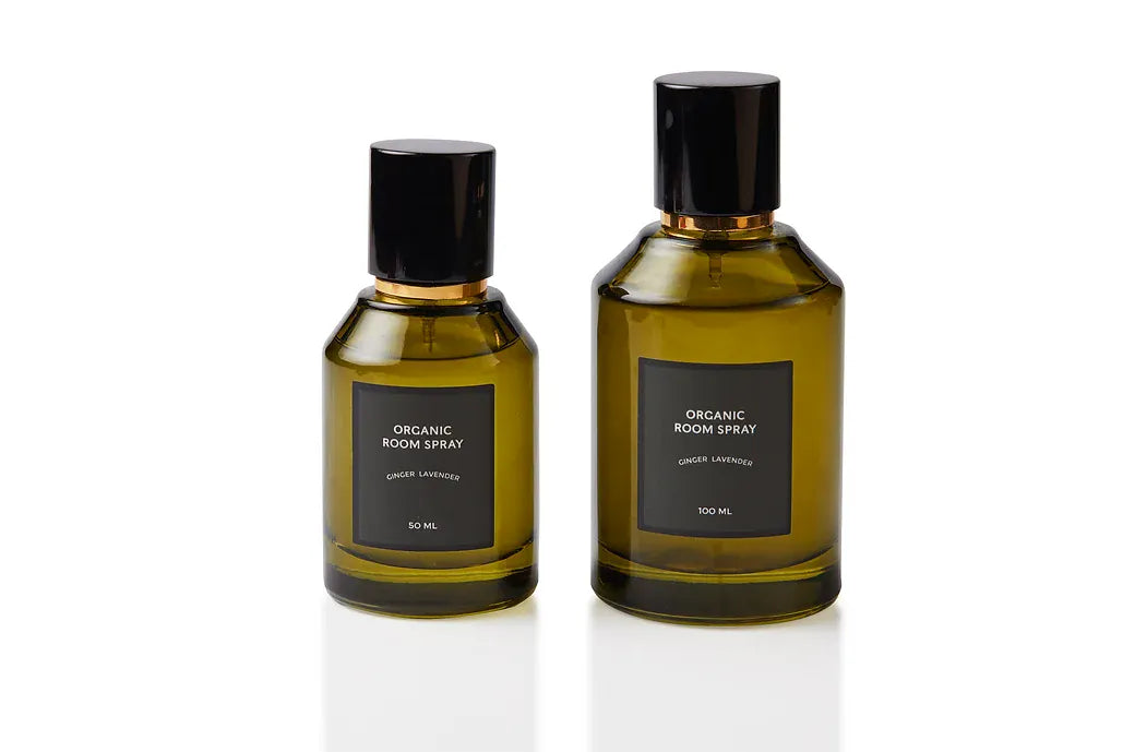 Natural botanical spray with essential oils, free of alcohol. Eco-friendly and long-lasting. Great as a room, body, or fabric mist. Scent: Geranium & Bergamot.