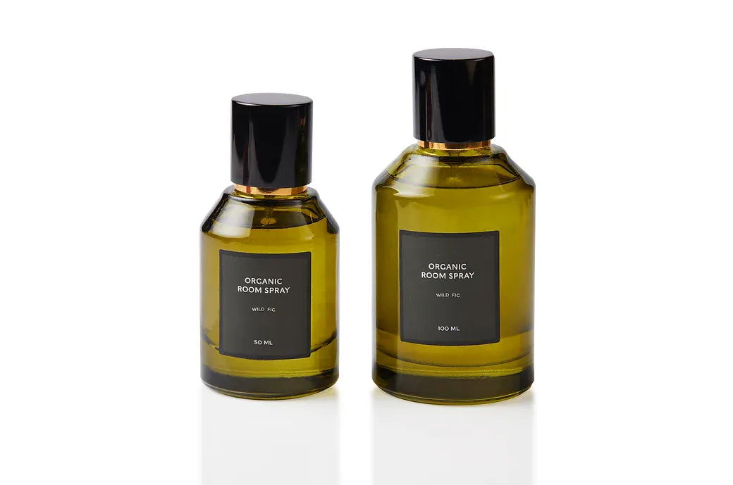 Gentle and long-lasting plant-based botanical spray with natural fragrance and no alcohol. Eco-friendly packaging, suitable for all-over use. Scent: Wild Fig.